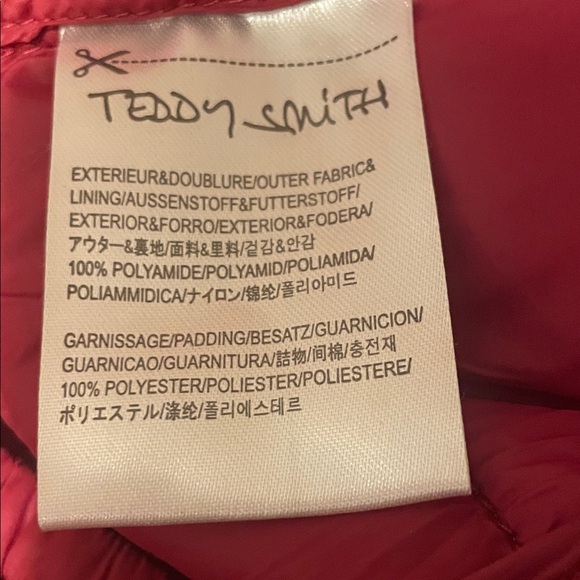 Men's Red Puffer Jacket - Picture 13 of 13